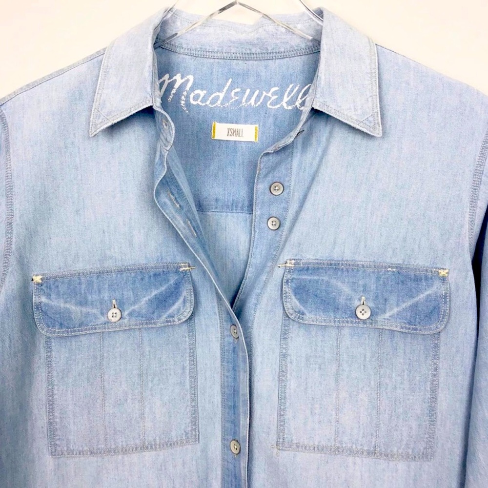 Madewell Lightweight Chambray Button-Down Shirt - image 3